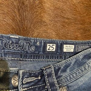 Boot cut Miss Me jeans